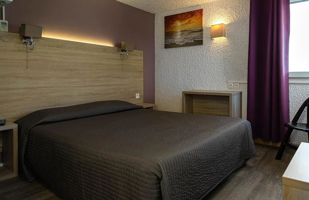 Hotel les Tourrades-1